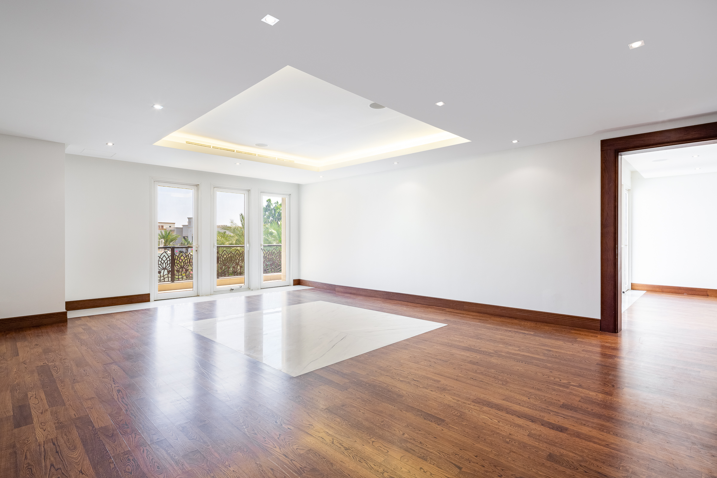 Exclusive 6 Bed Luxury Mansion Private Location