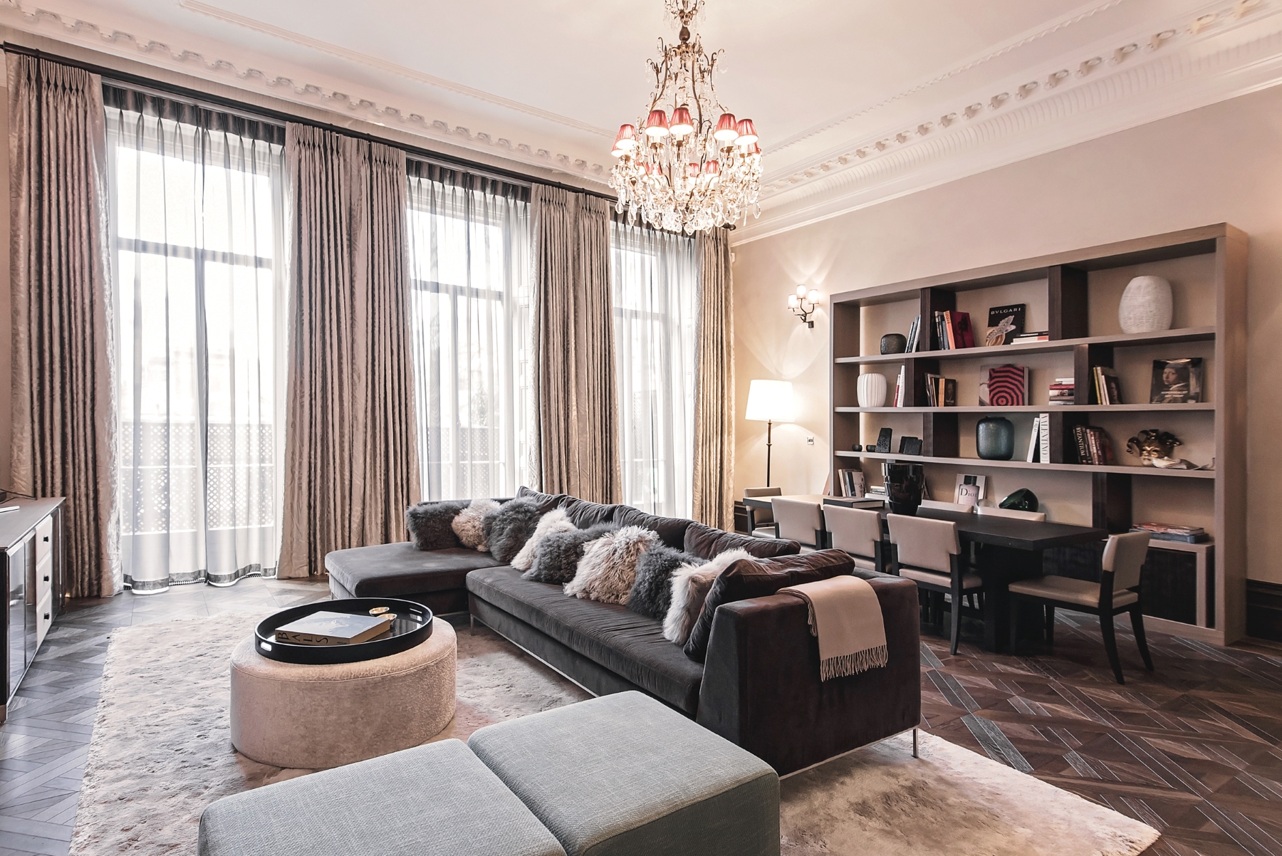 Modern apartment with an enviable address on Cadogan Square, Knightsbridge