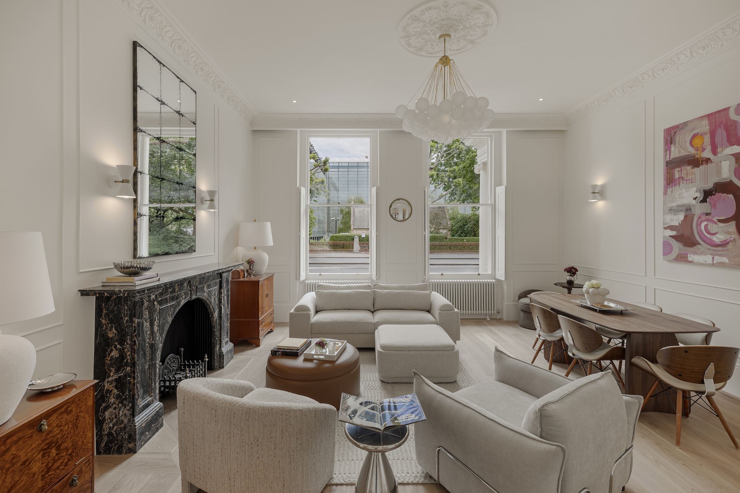 An Elegant South Kensington Apartment by Hyde Park