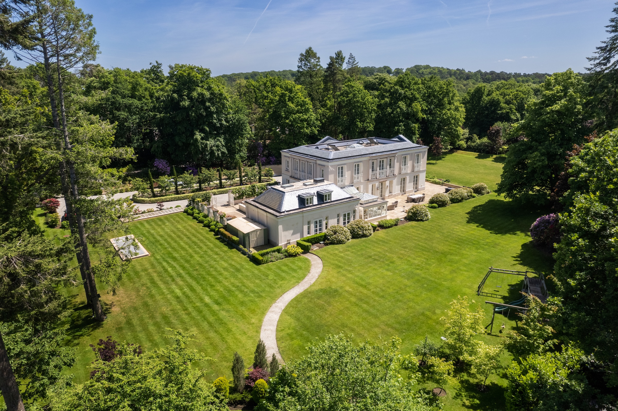An Ambassadorial Home on the Wentworth Estate