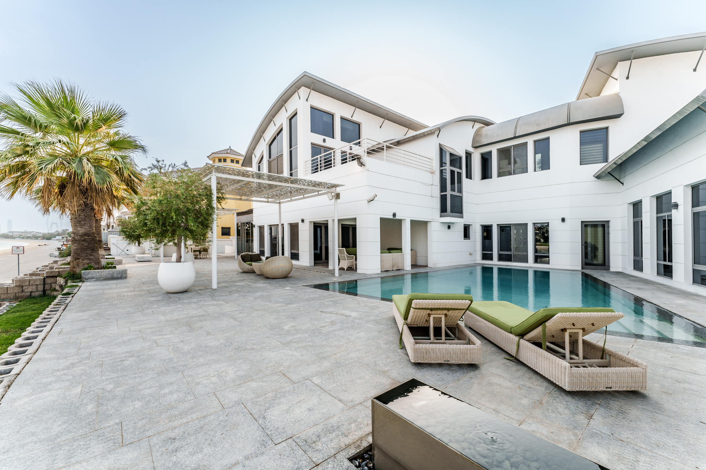 Extended Luxury Villa on Palm Jumeirah