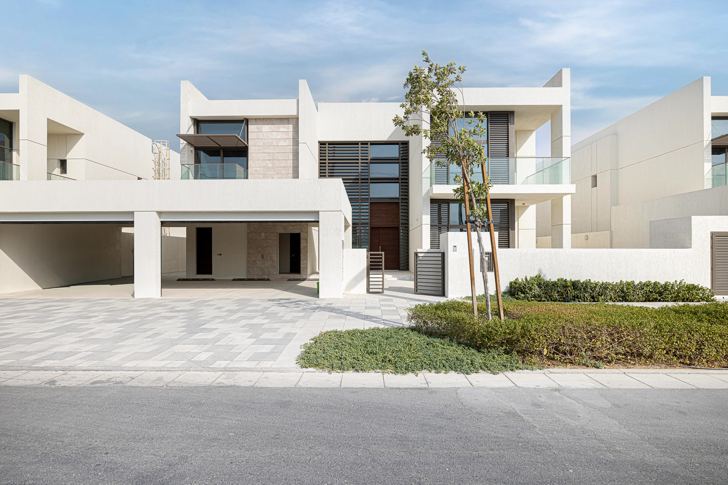 Lagoonfront Home on Large Plot