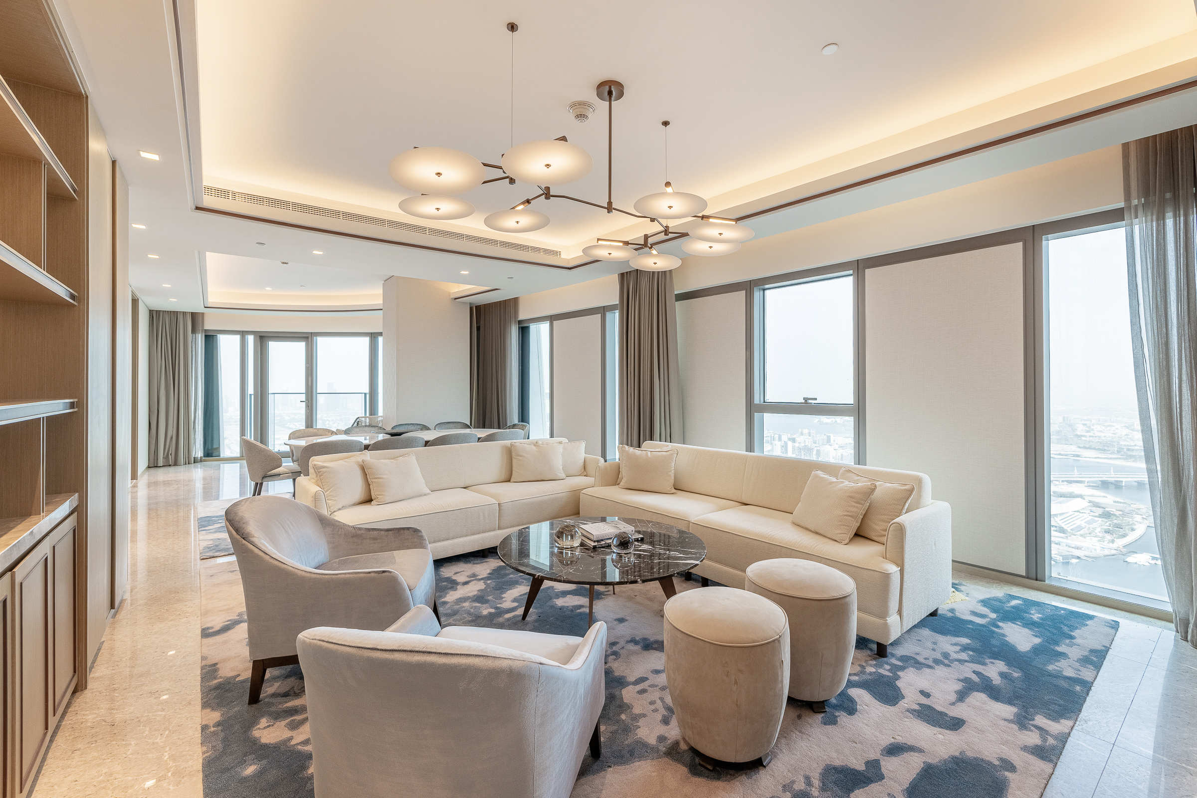 Turnkey Penthouse with Panoramic City Views
