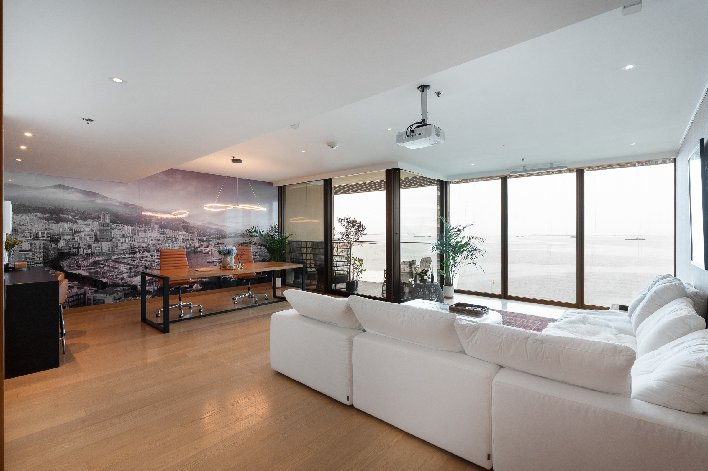 Elevated Turnkey Home on Jumeirah Bay Island