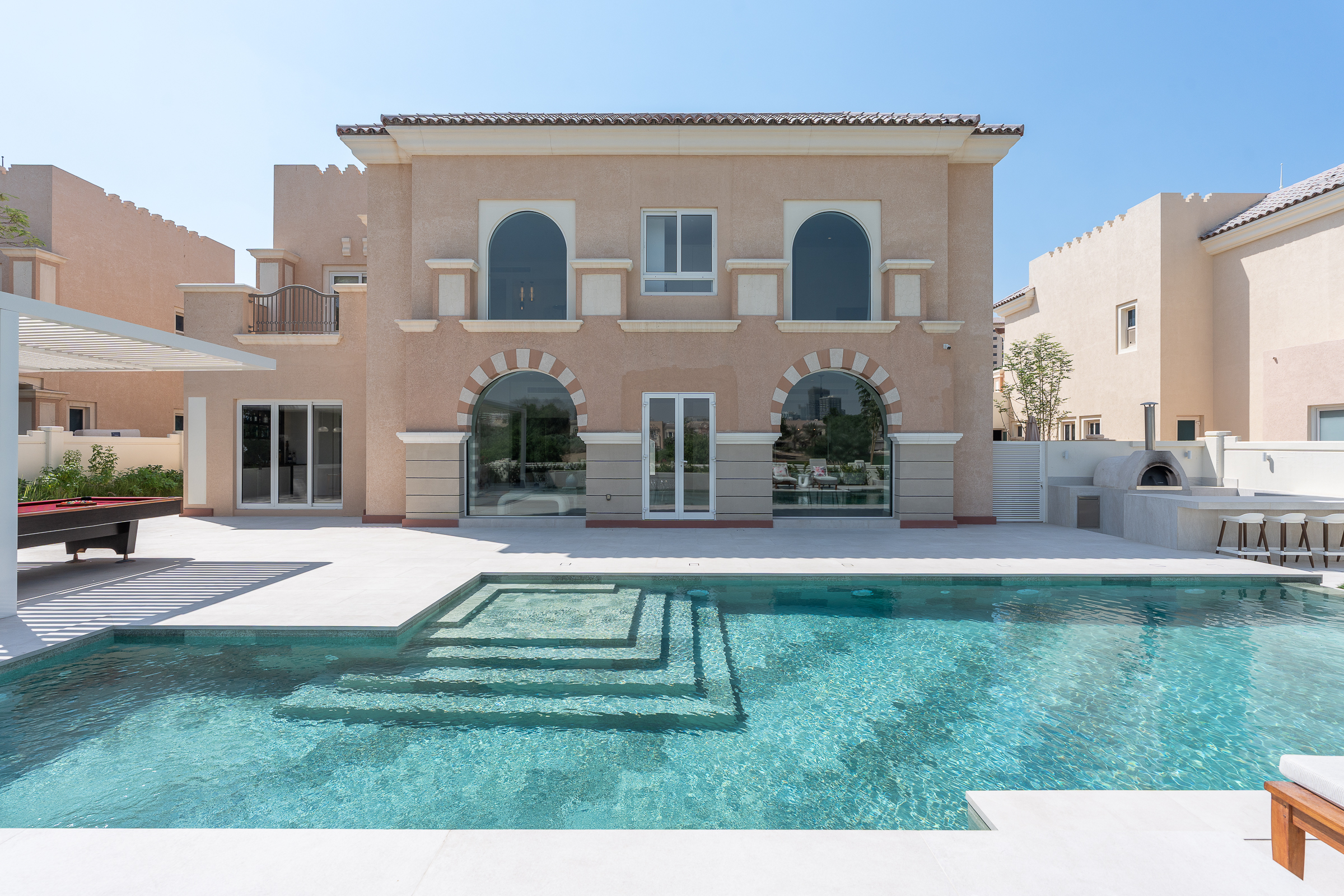 Breathtaking Turnkey Villa in Victory Heights