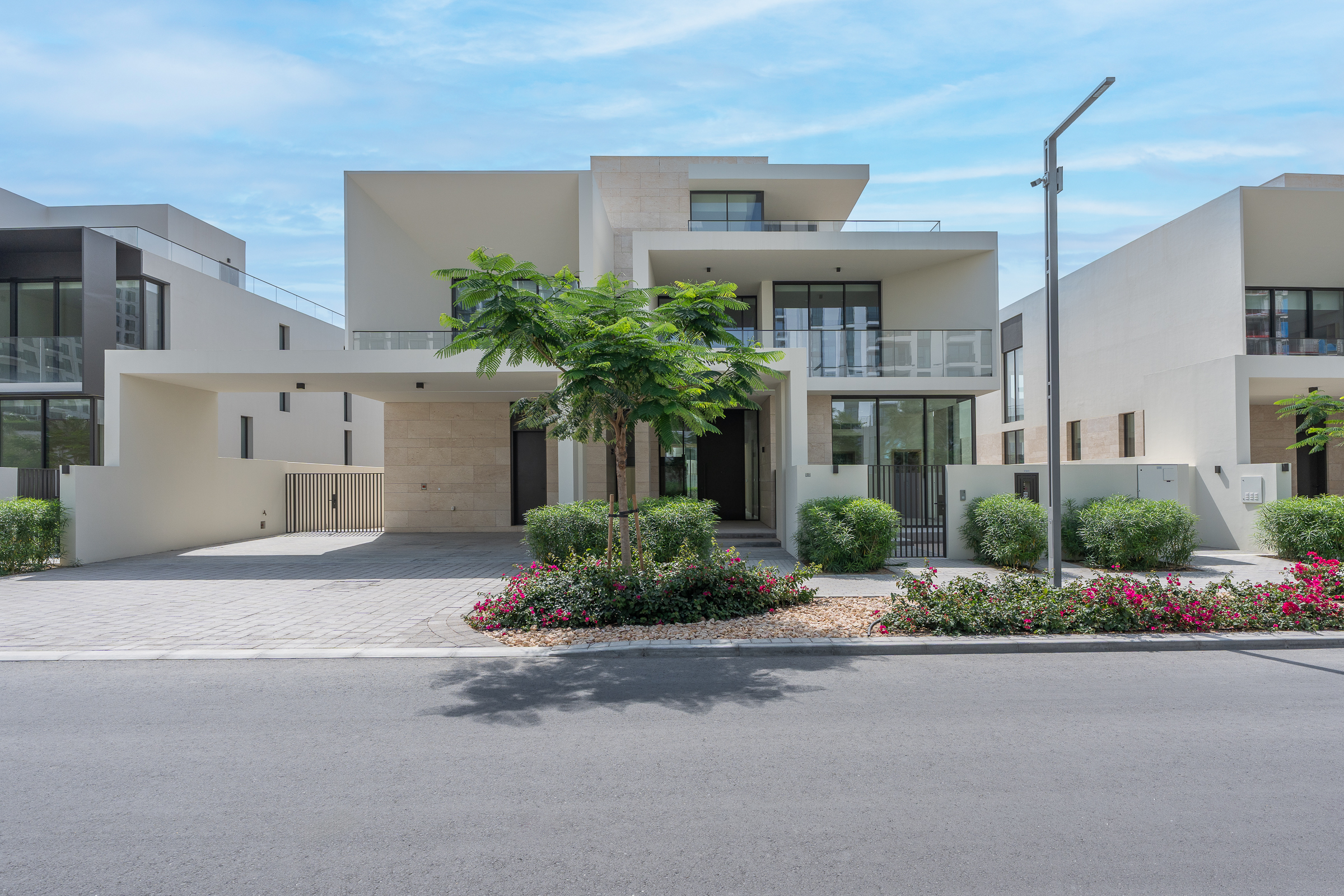 Exquisite River-facing Villa in Dubai Hills Estate