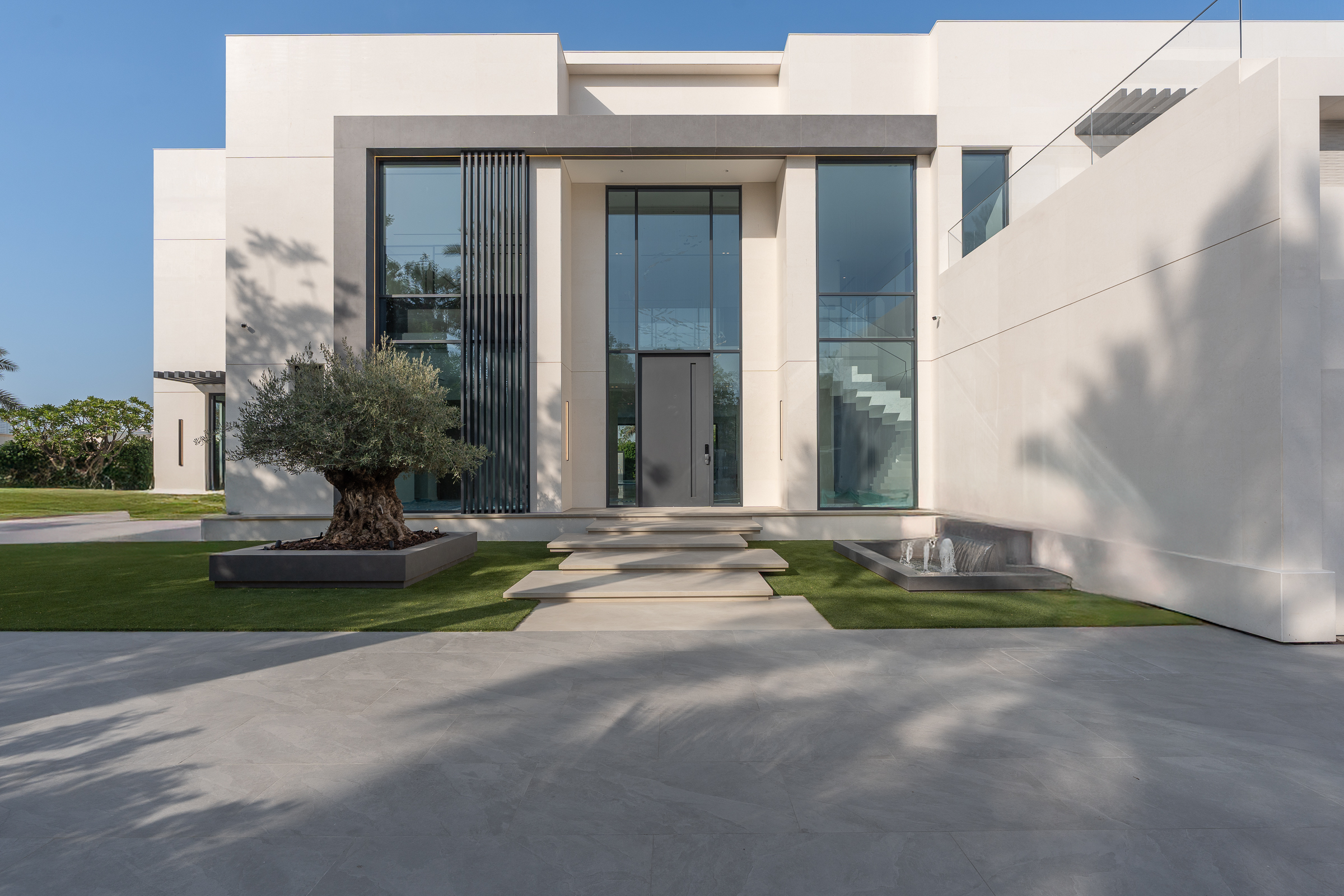 Upgraded Corner Villa in Emirates Hills