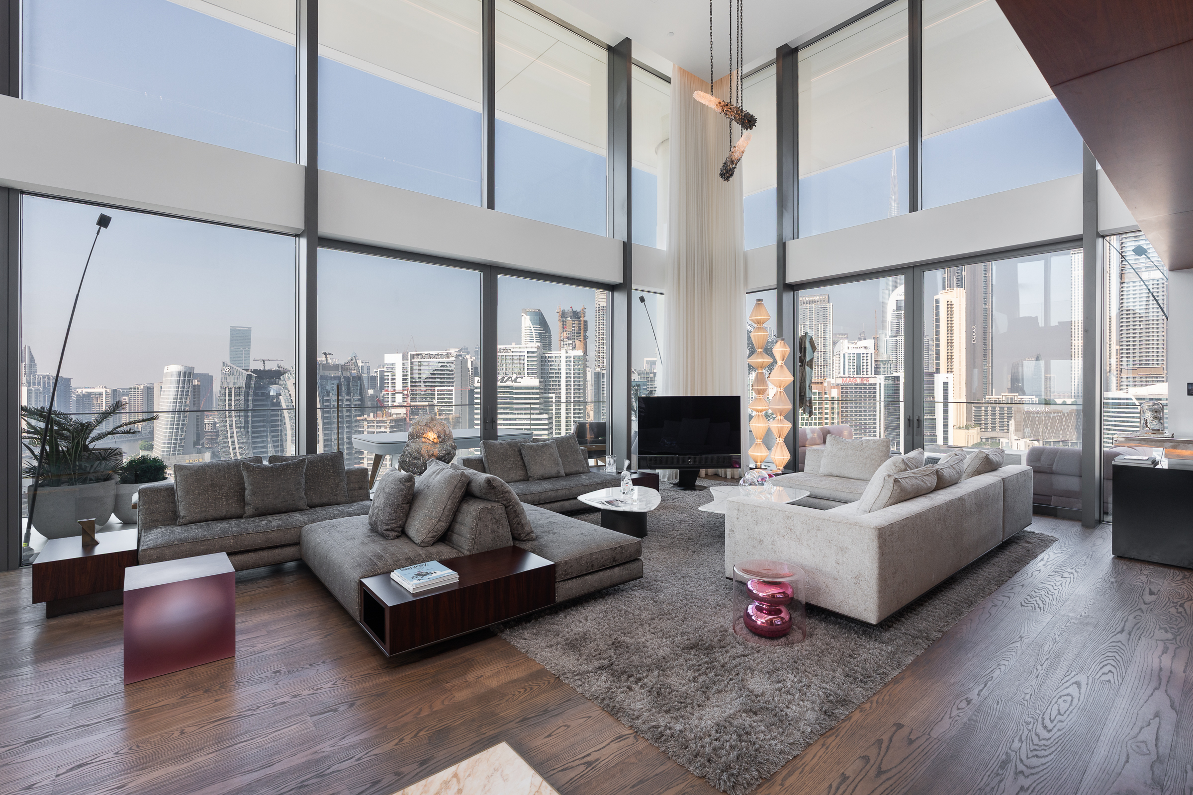 Four Bedroom Luxury Apartment in Lana Dorchester Business Bay