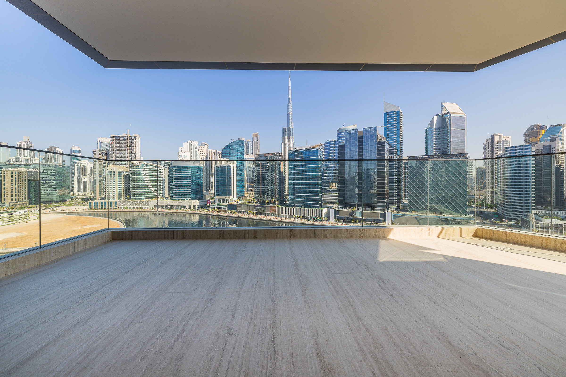 Volante II Apartment with Direct Burj Khalifa View