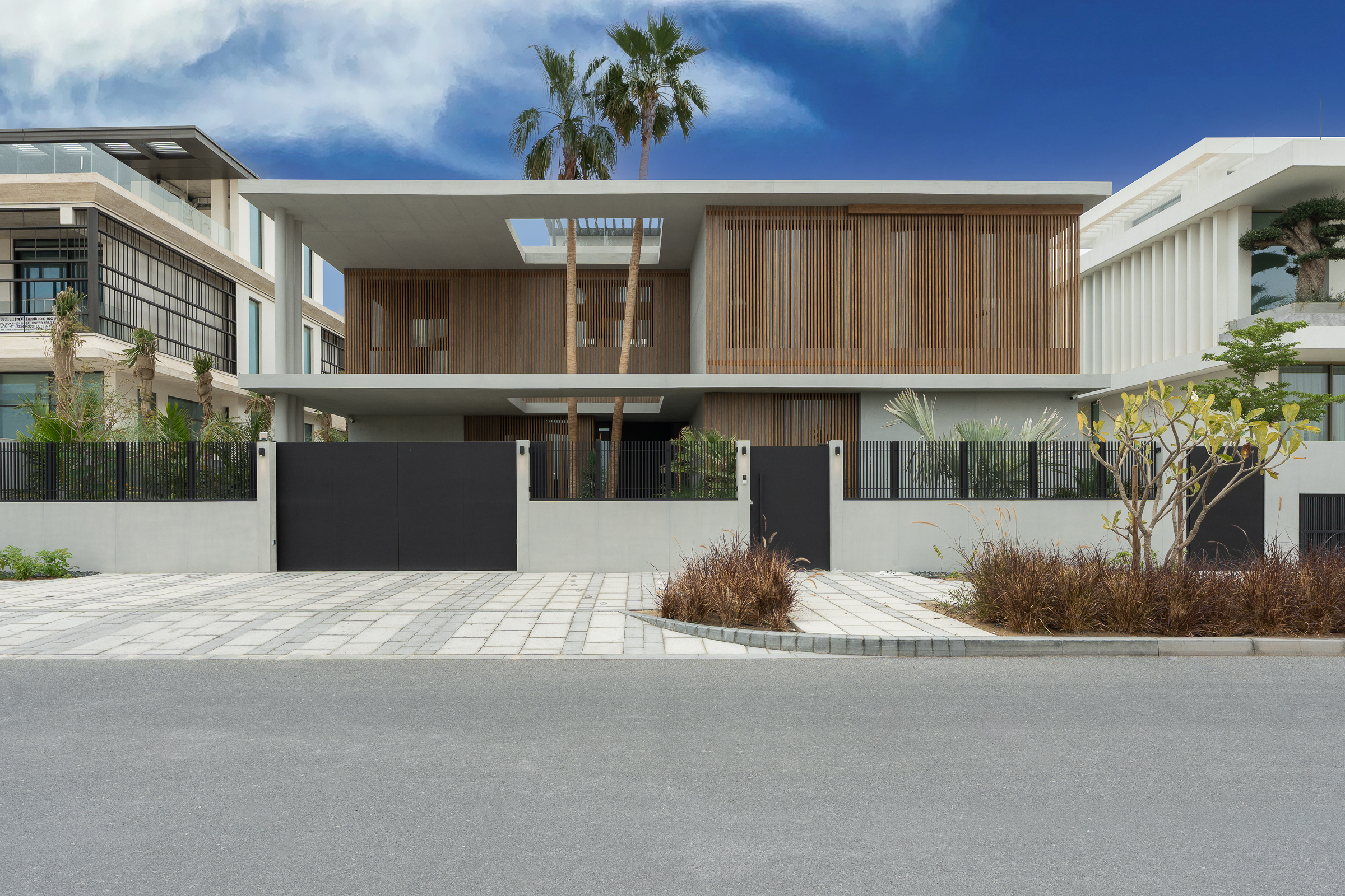 Breathtaking Ready-To-Move Home in Jumeirah