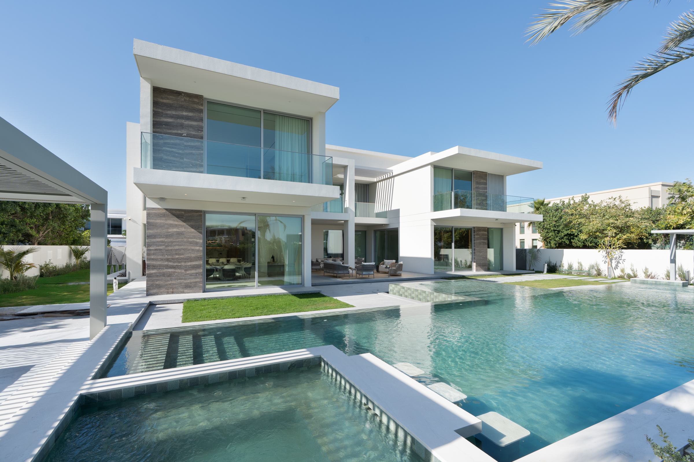 Fully Upgraded Turnkey Villa with Golf Course View