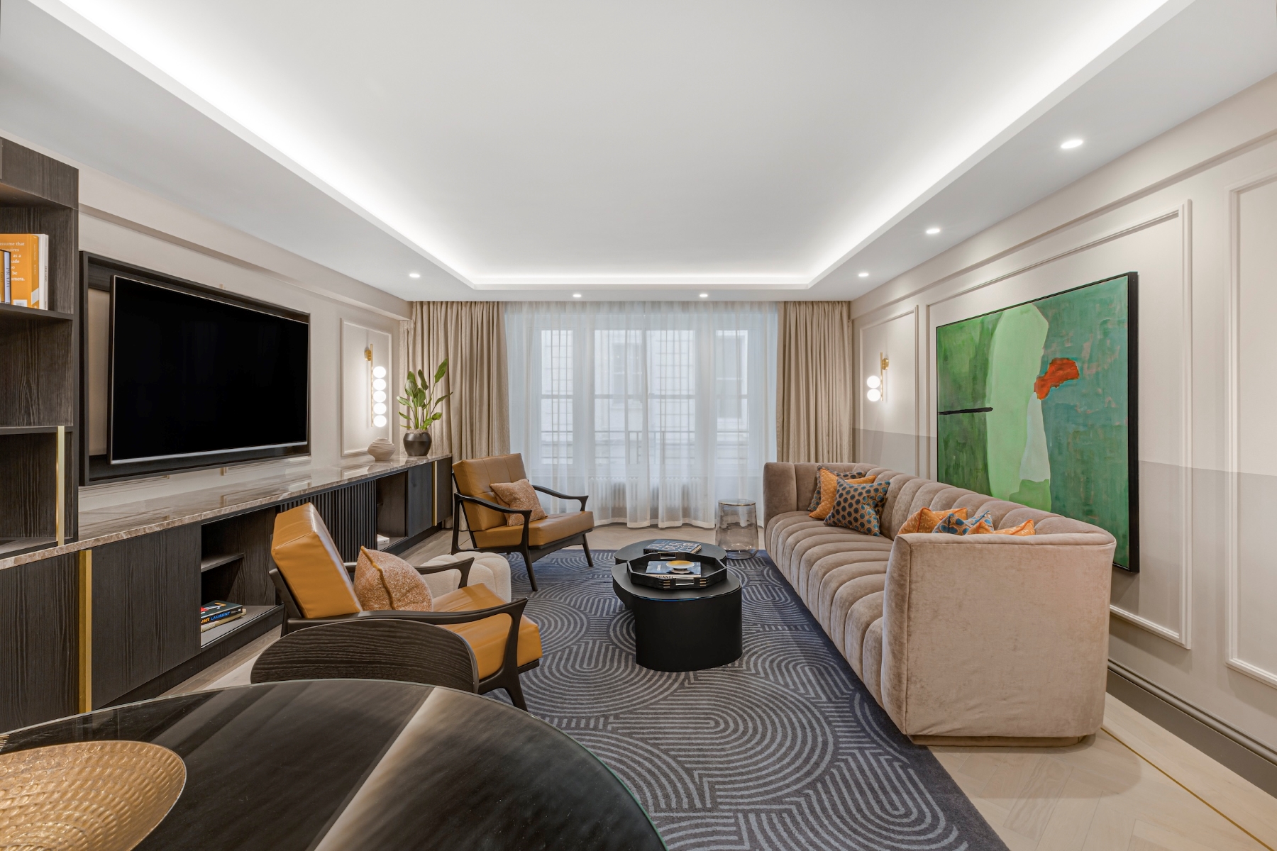 Deluxe two bedroom apartment at Cheval Hyde Park Gate