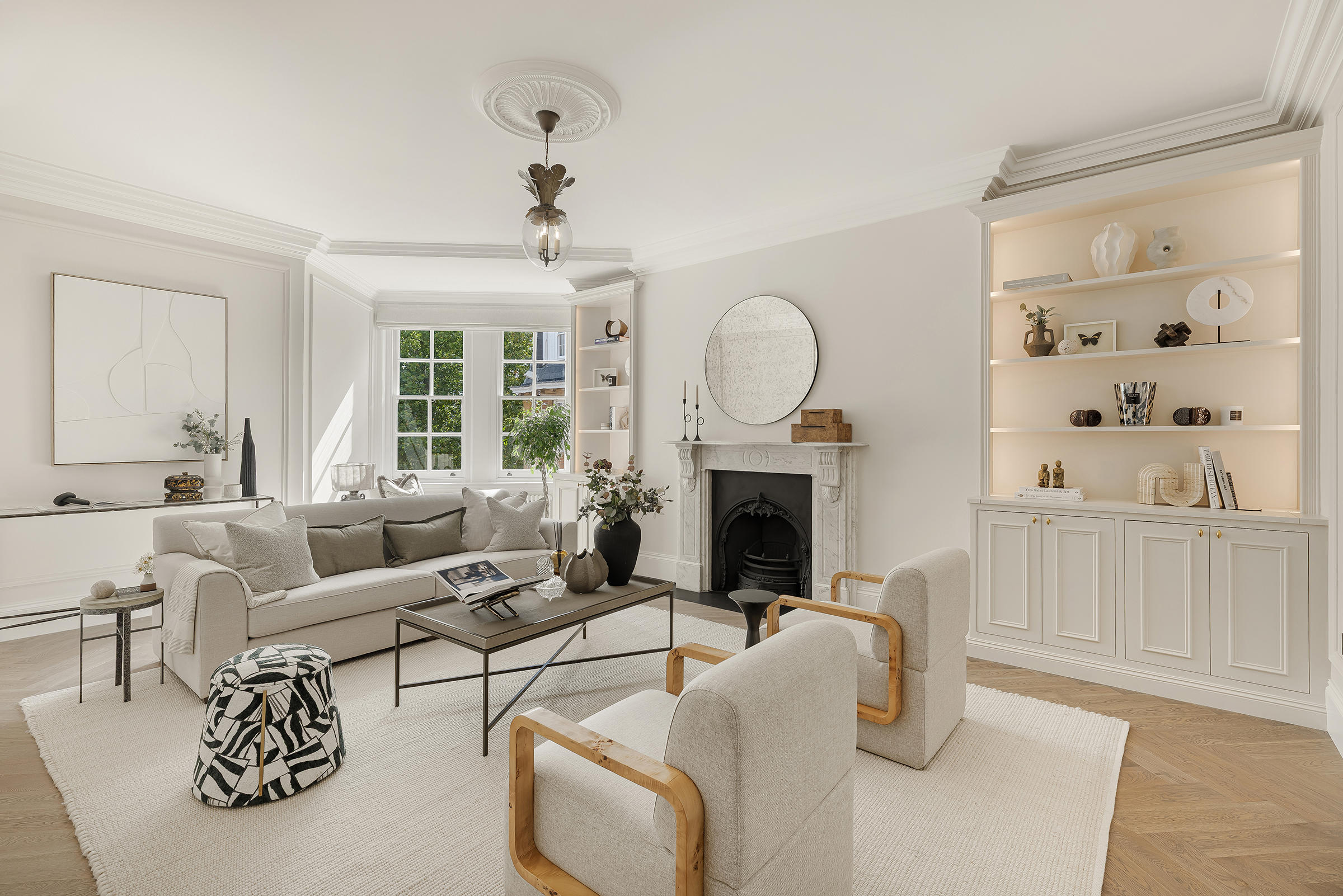 Elegant Turnkey apartment in Palace Court