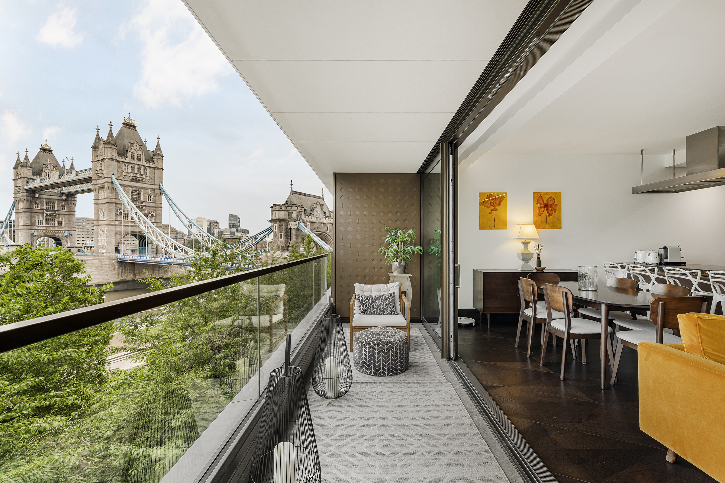 An exceptional apartment with views of Tower Bridge