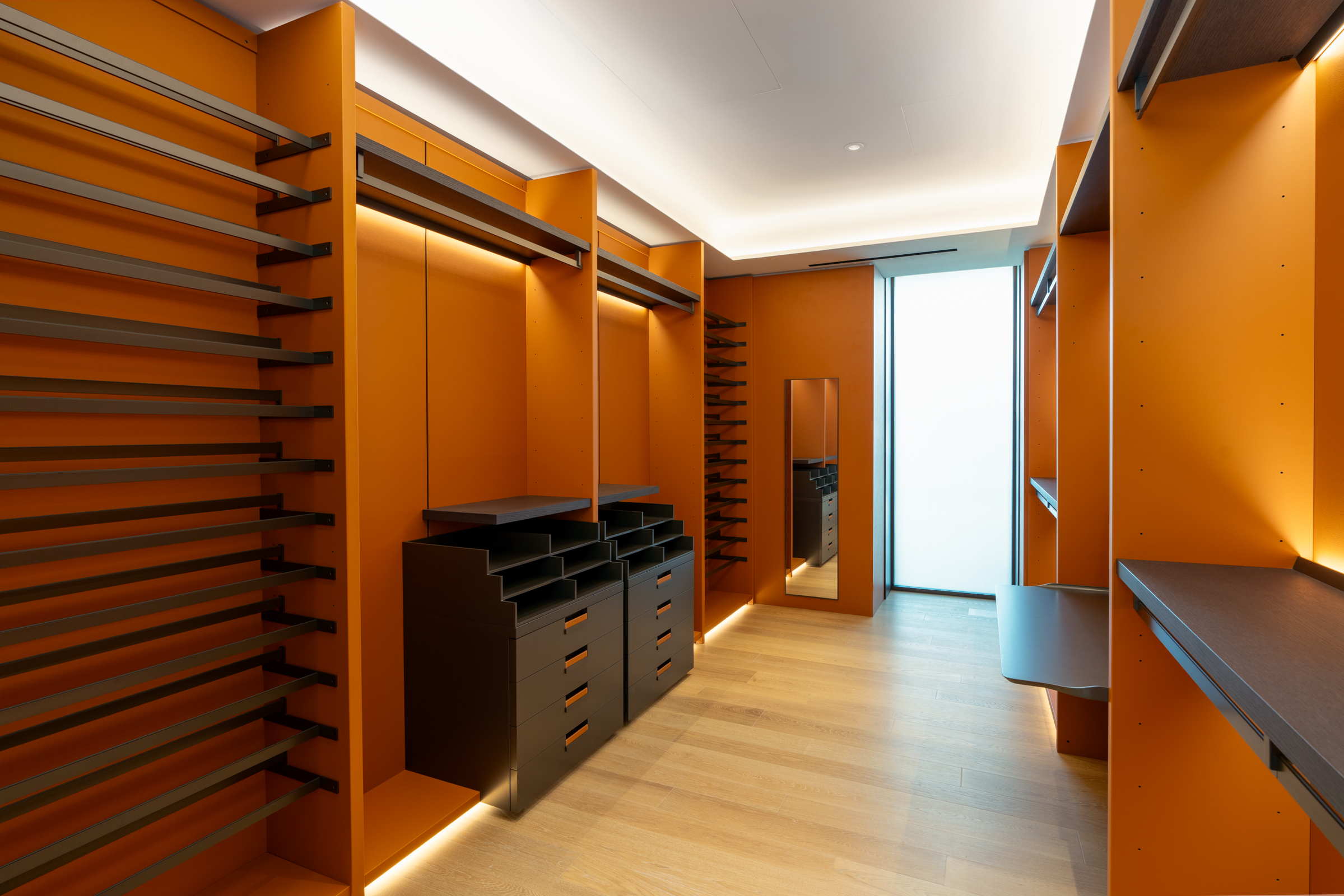 Refined Oceanfront Villa on Jumeirah Bay Island