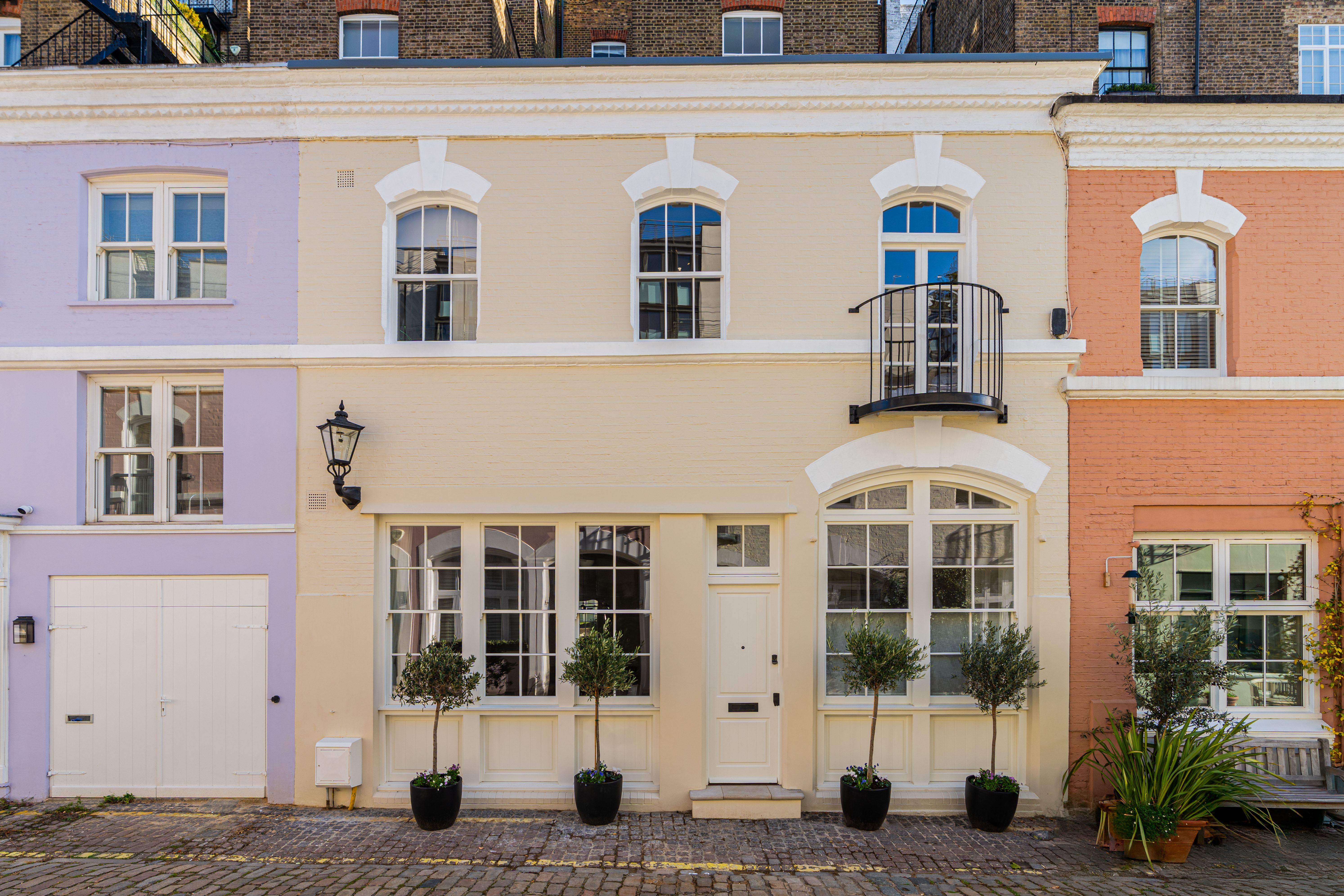 Impeccably designed three-bedroom Mews House on one of Knightsbridge’s Most Beau