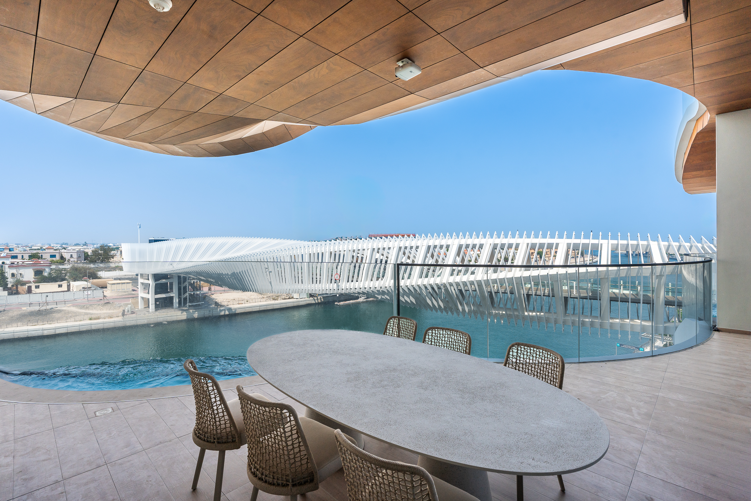 Branded Canal-Facing Apartment in Jumeirah