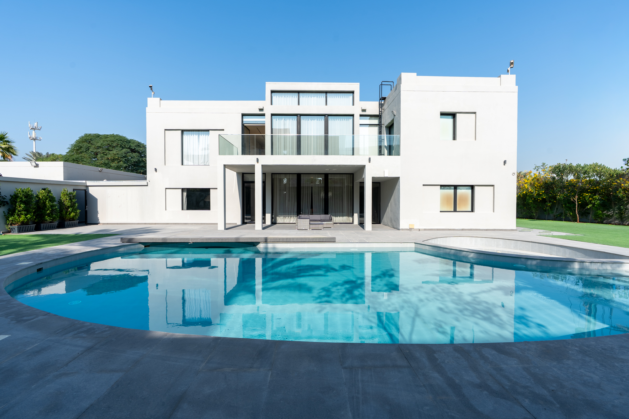 Emirates Hills Villa with Exceptional Upgrades