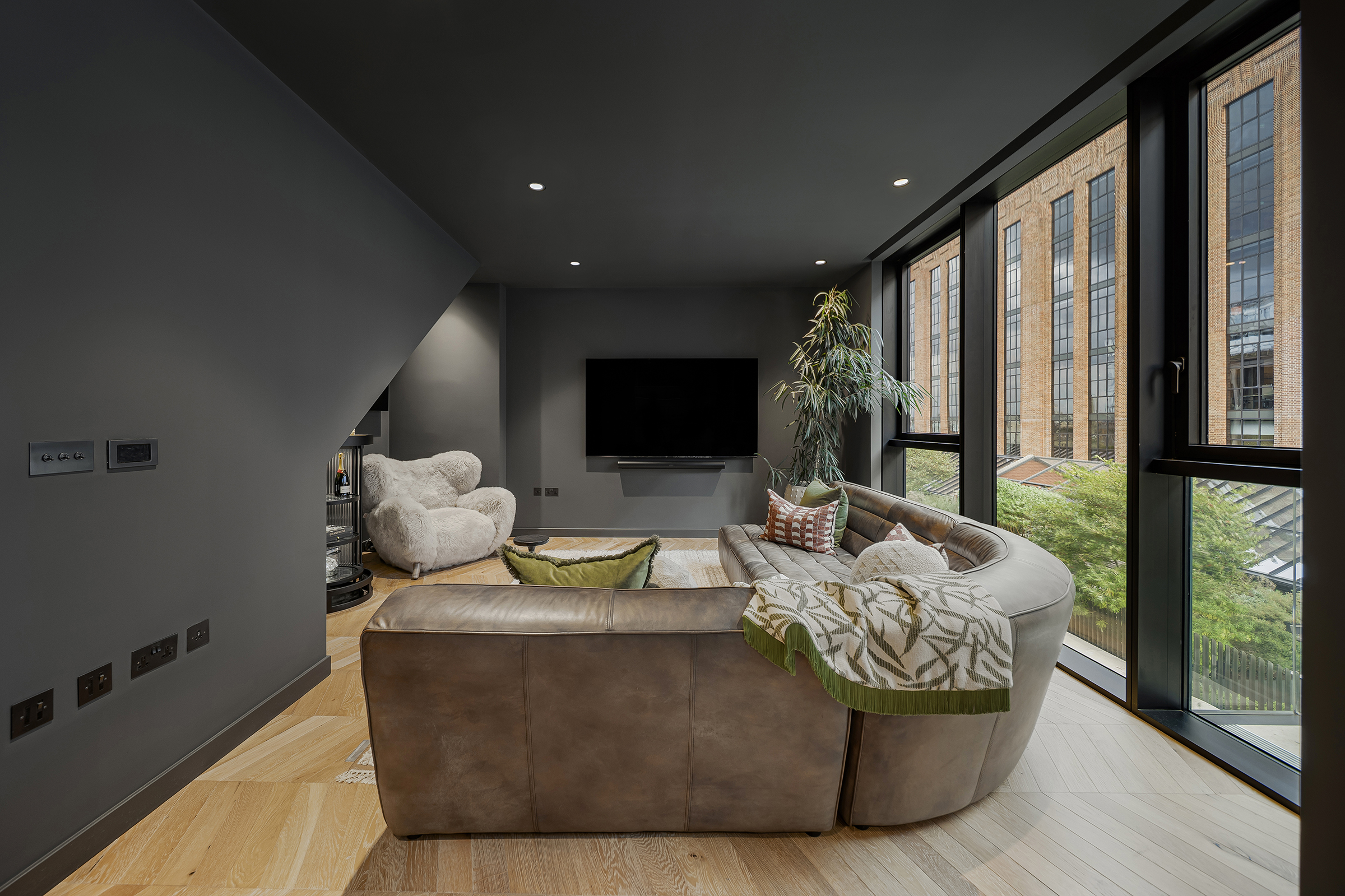 Duplex Penthouse Apartment with Private Roof Terrace in Battersea Power Station