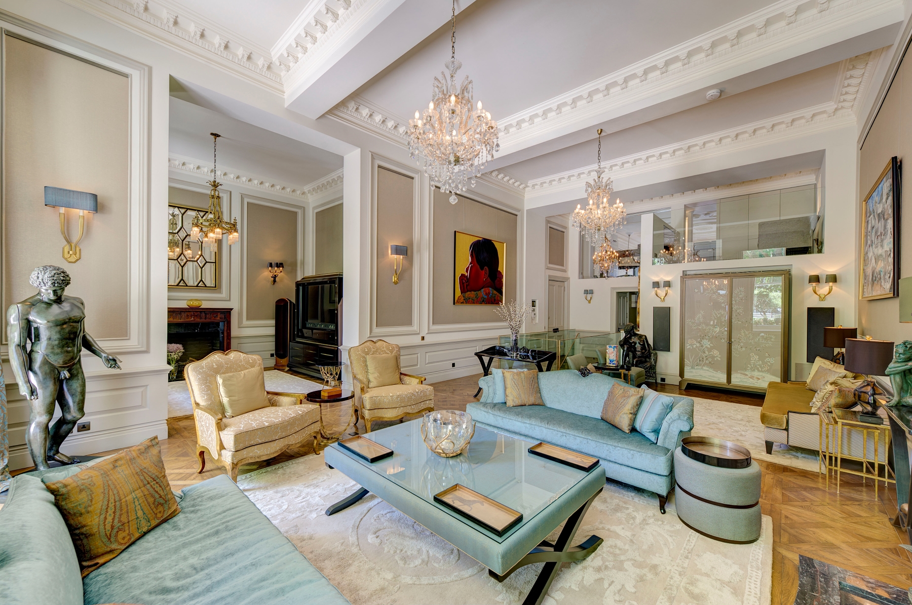 Exquisite apartment on Princes Gate