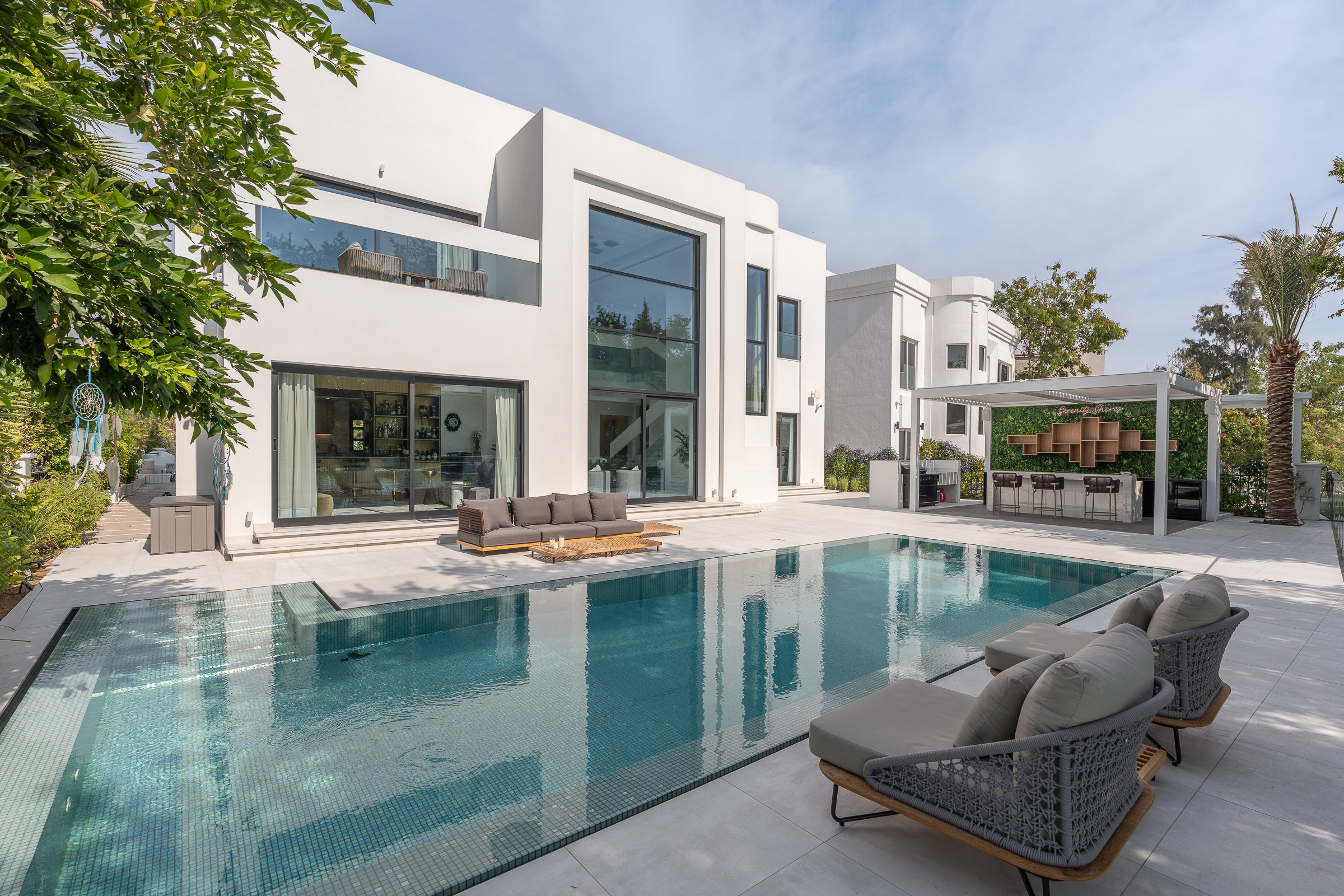 Lake Facing Garden Hall Fully Furnished