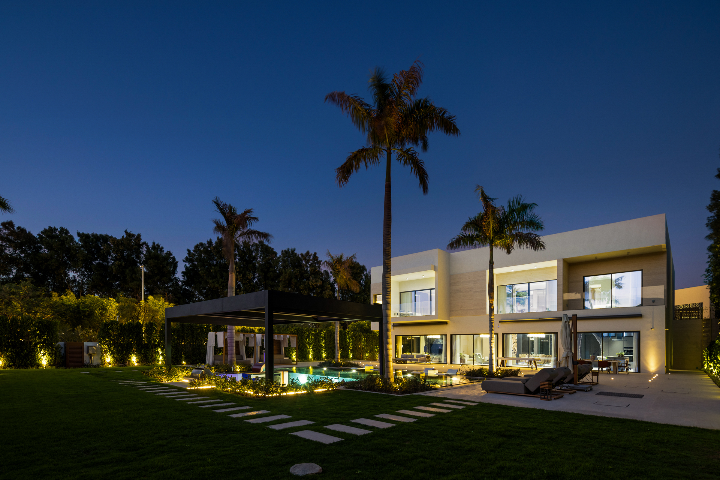 Magnificent Sungate Villa in Al Barari