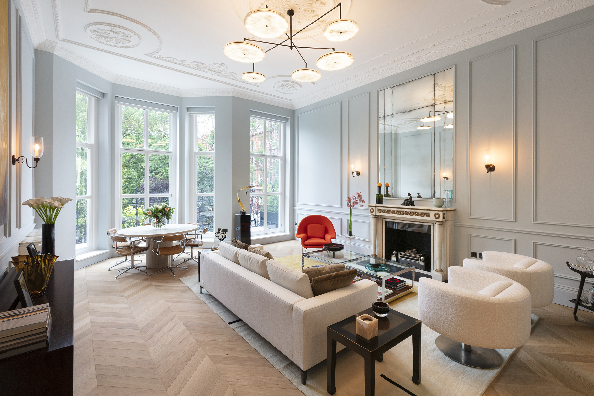 Beautiful First-Floor Apartment on Cadogan Square