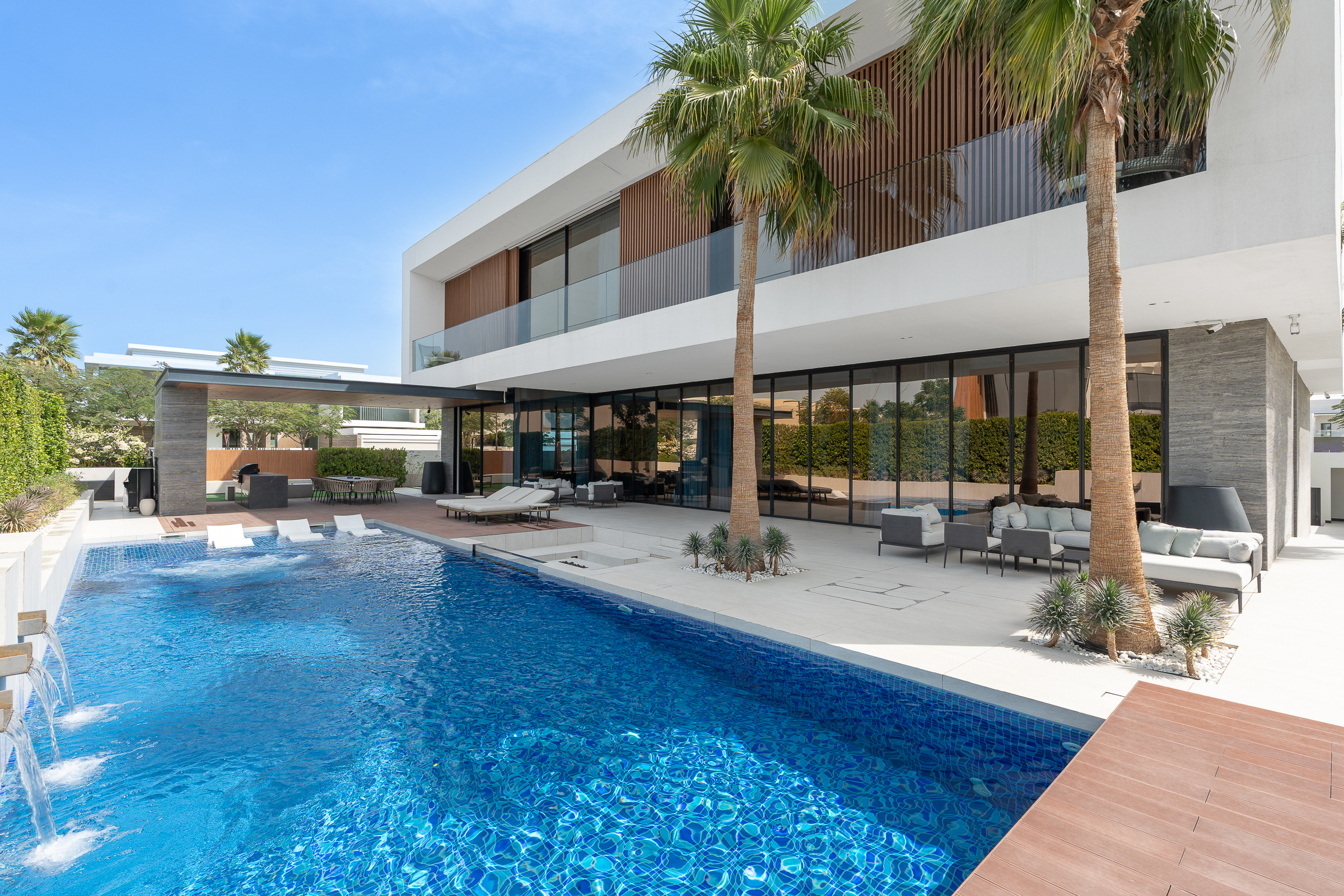 Furnished Bespoke Park-Facing Villa in Dubai Hills