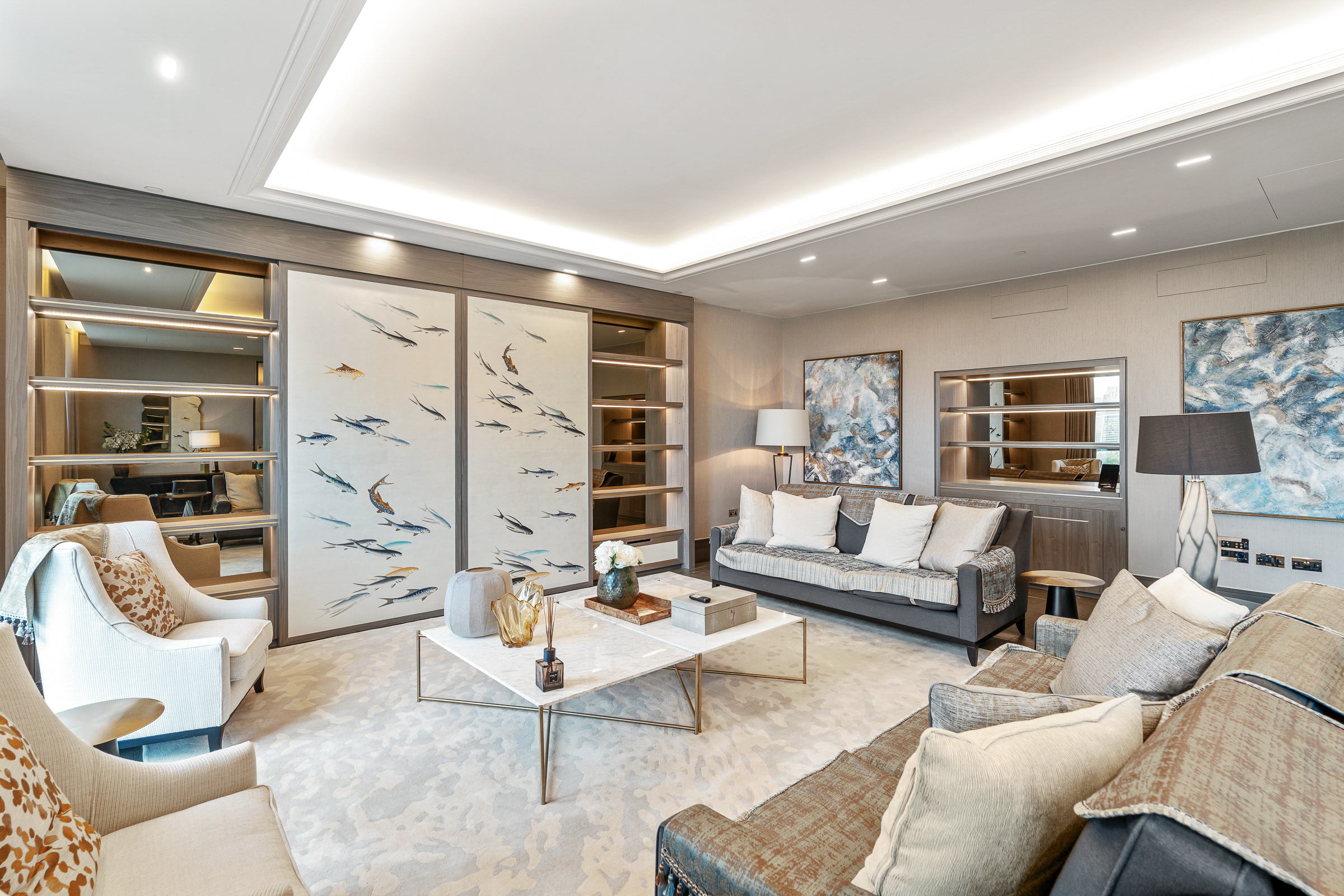 Luxury penthouse in Mayfair with iconic London skyline views