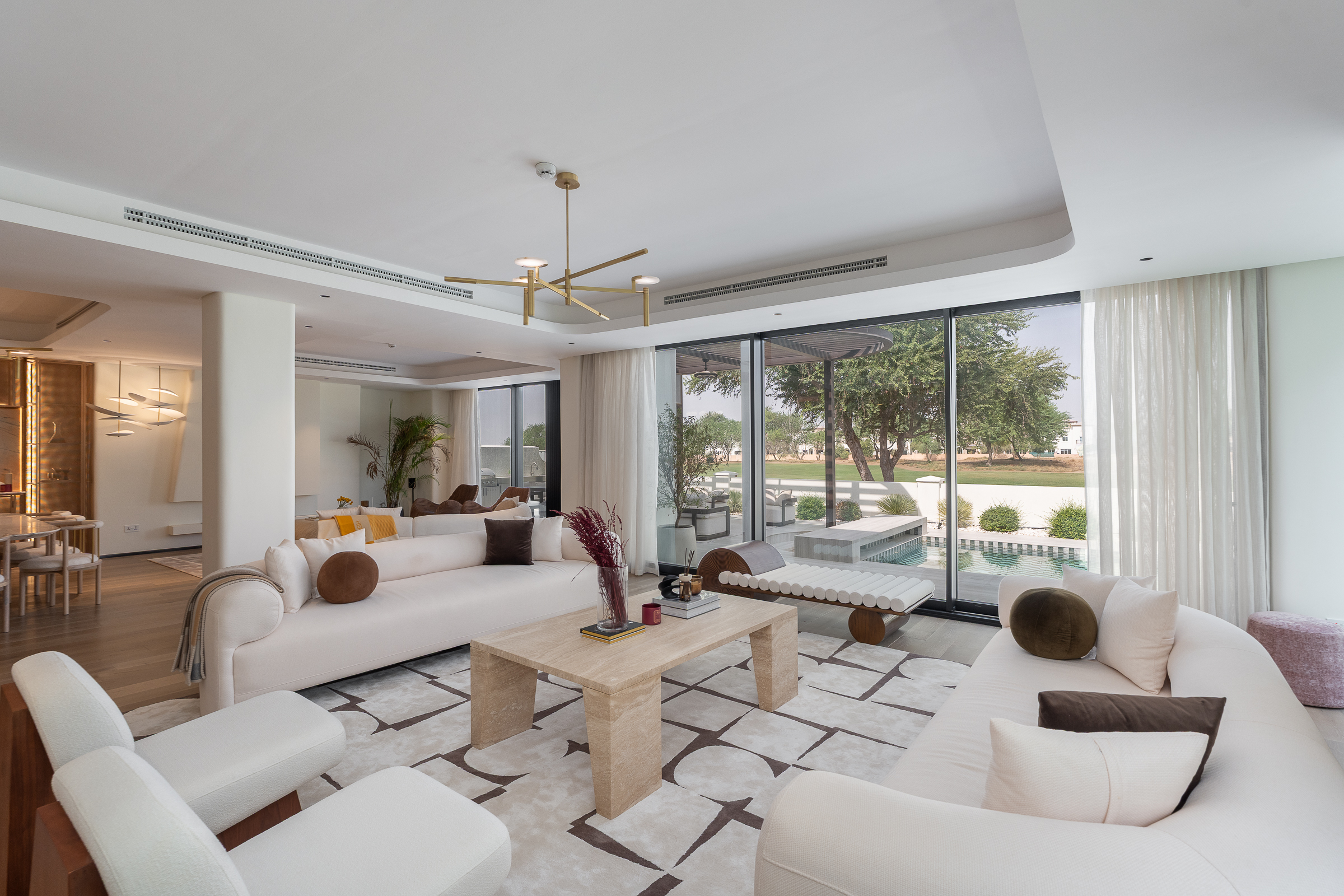 Turnkey Villa Overlooking Golf Course