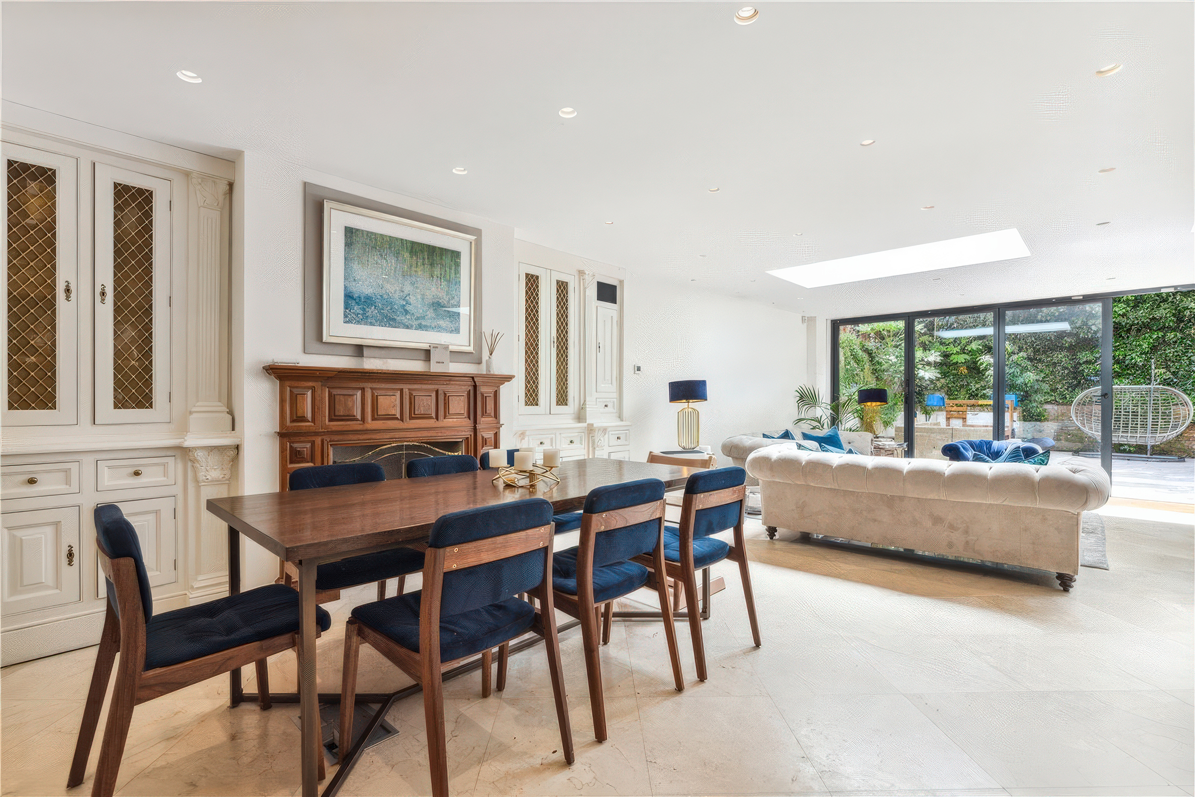 A Mayfair townhouse with a garden, terrace and private pool