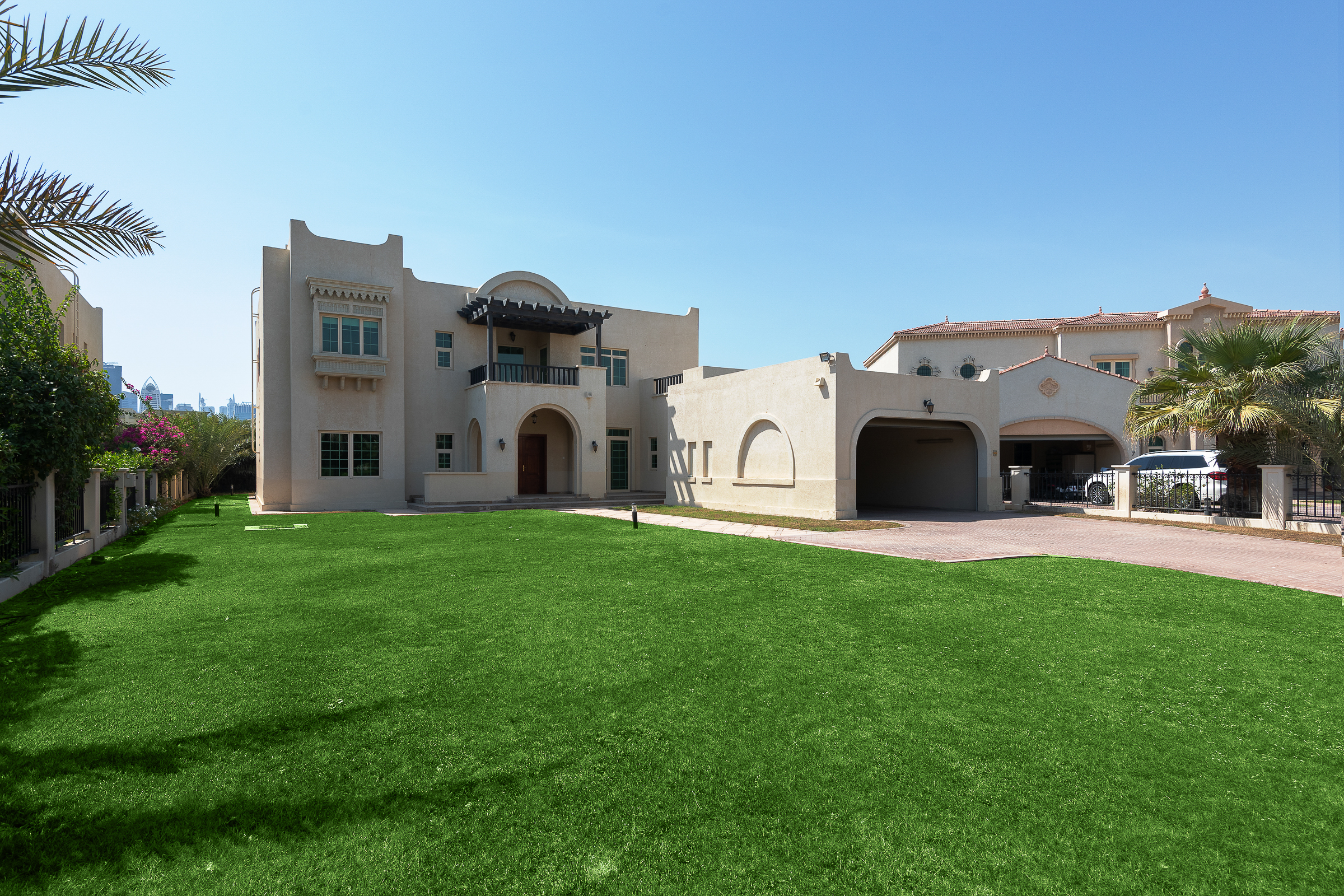 Beautiful Five Bedroom Master View Villa