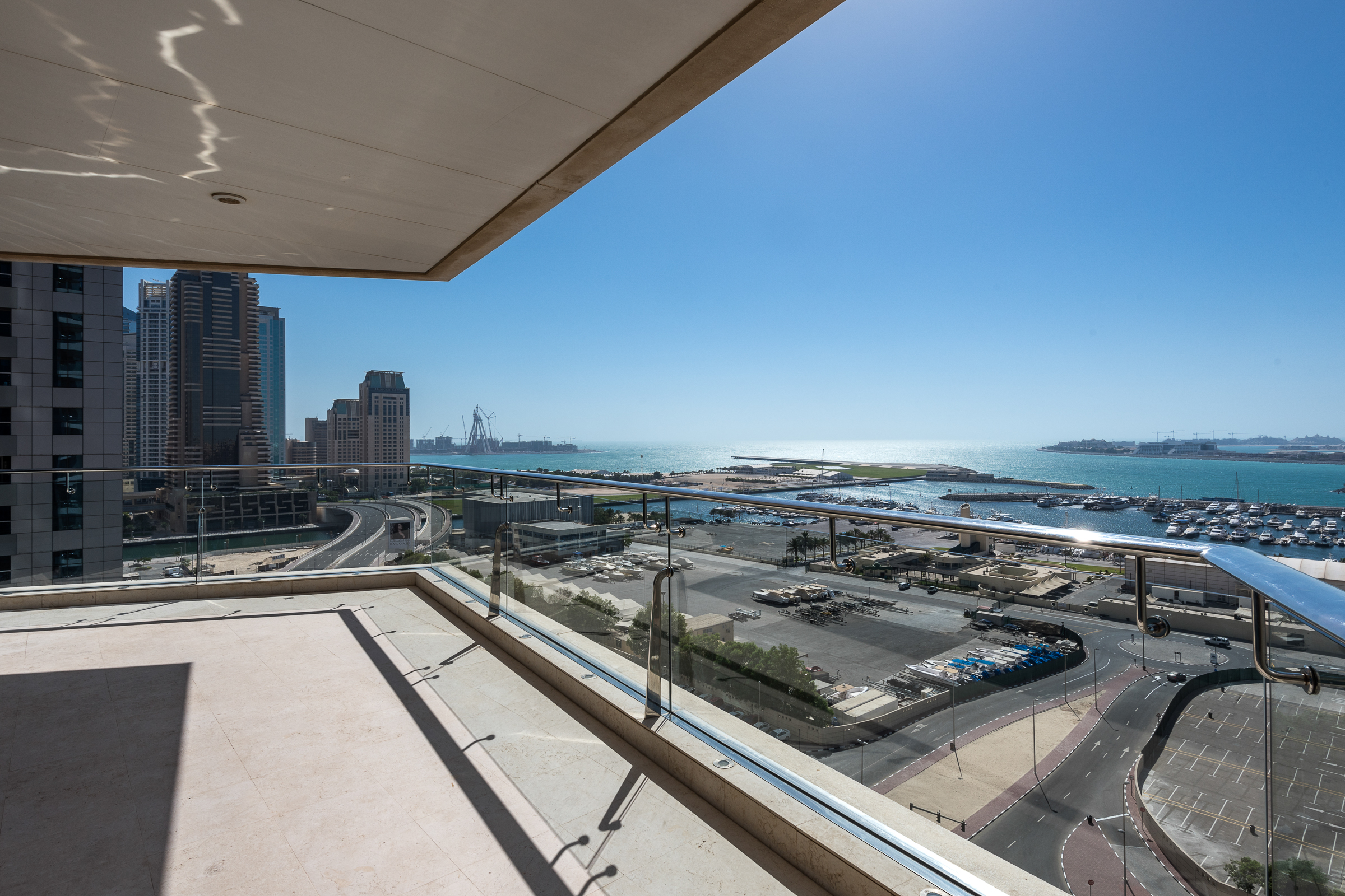 Stunning Le Reve Penthouse with Sea Views
