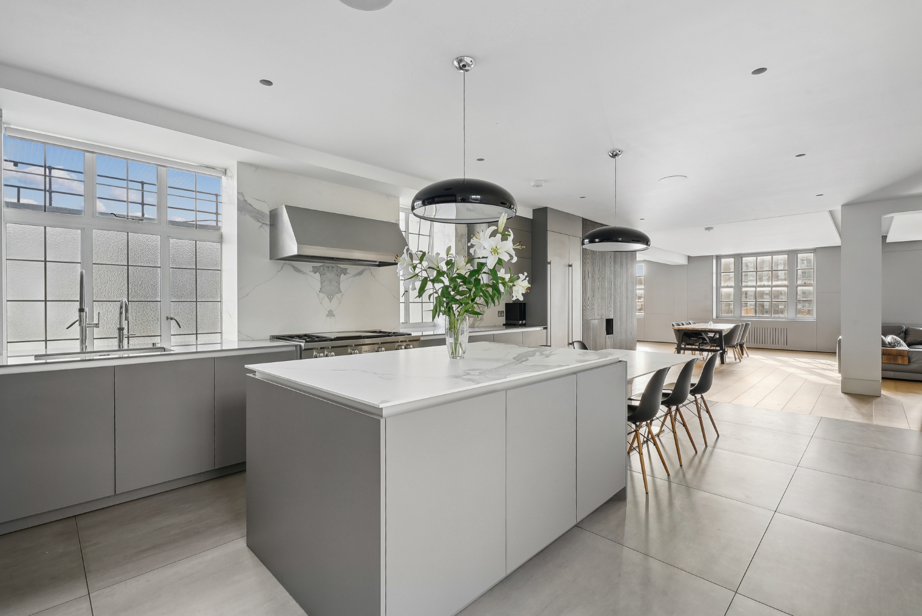 Wonderful penthouse in Marylebone